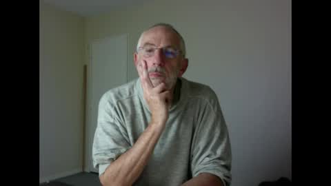 Snapshot of taliesin4321 chatting on October 14, 6:44 pm Jack Pierrot online show from October 14, 6:44 pm