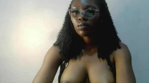 tallnsexydee online show from June 27, 11:27 am