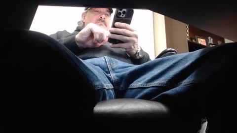 Snapshot of talltexxxan chatting on February 18, 12:37 am talltexxxan online show from February 18, 12:37 am