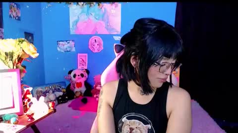 Alejandra Independent model online show from December 19, 7:04 am