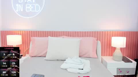 Snapshot of tamara_saenz19 chatting on February 9, 6:47 pm Rousaly online show from February 9, 6:47 pm
