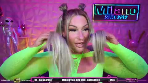 TamaraMilano online show from May 24, 7:59 am