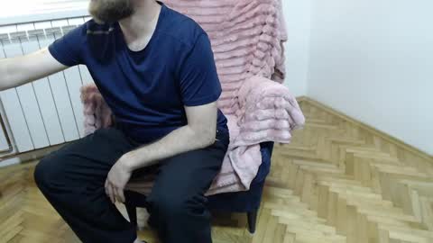 tamedbeast79 online show from April 15, 7:06 pm