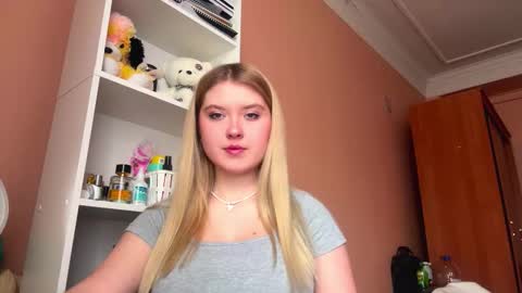 Amy online show from February 8, 6:28 am