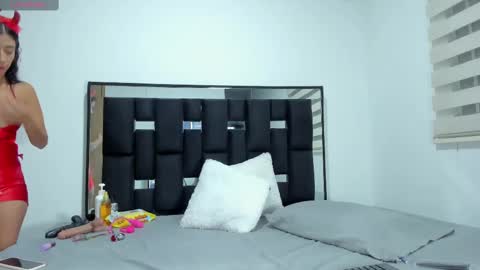 tammysanz online show from October 9, 9:48 am