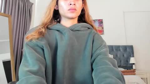 Tamy  online show from November 2, 2:06 pm