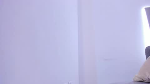 Tamy Leen online show from March 4, 1:06 pm