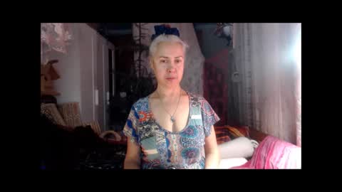 Snapshot of tanganiika chatting on October 7, 2:35 pm Milena online show from October 7, 2:35 pm