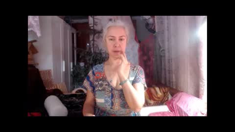 Snapshot of tanganiika chatting on October 6, 4:52 am Milena online show from October 6, 4:52 am