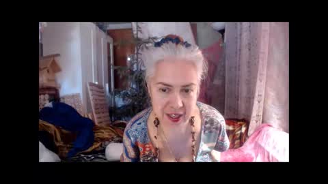 Snapshot of tanganiika chatting on October 21, 4:06 am Milena online show from October 21, 4:06 am