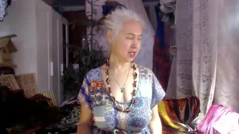 Snapshot of tanganiika chatting on October 11, 5:56 am Milena online show from October 11, 5:56 am