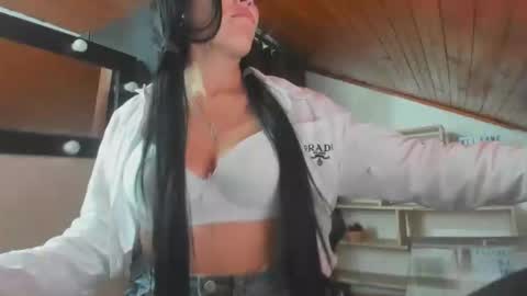 Snapshot of tania_mature chatting on January 31, 11:56 pm tania online show from January 31, 11:56 pm