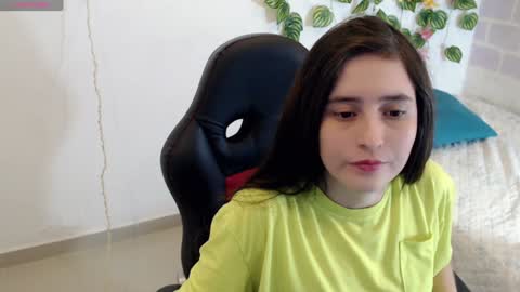 Snapshot of taniadevil_69 chatting on February 7, 8:53 pm Tania online show from February 7, 8:53 pm