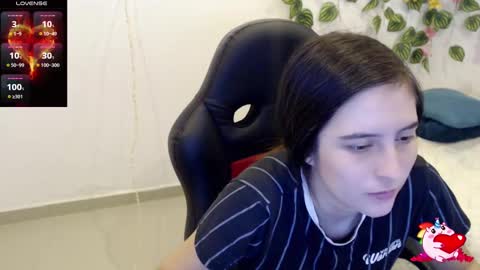 Snapshot of taniadevil_69 chatting on February 9, 3:45 pm Tania online show from February 9, 3:45 pm