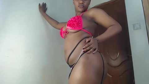 Snapshot of tannia004 chatting on October 9, 7:19 pm tania online show from October 9, 7:19 pm