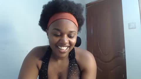 Snapshot of tannia004 chatting on September 14, 12:24 am tania online show from September 14, 12:24 am