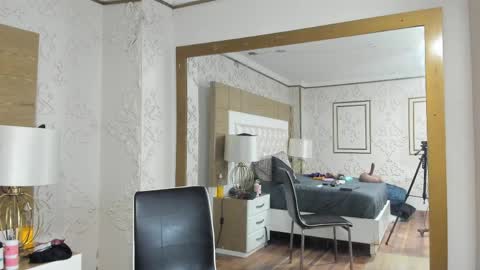 Tara online show from April 2, 1:35 am