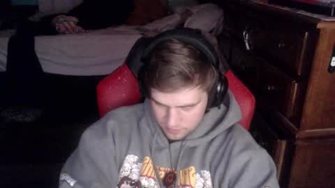 tarus333 online show from November 12, 7:32 am