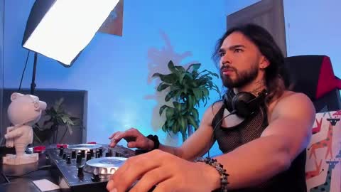 Tarzan online show from February 2, 3:10 am