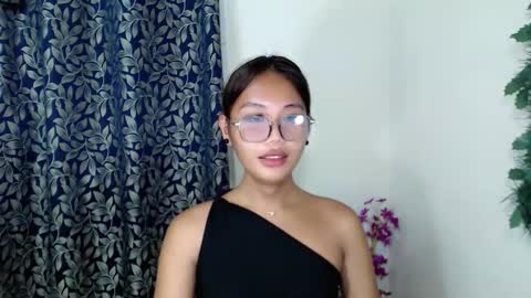 call me tashaa online show from September 13, 4:09 pm