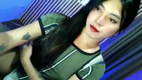   online show from December 2, 12:25 pm