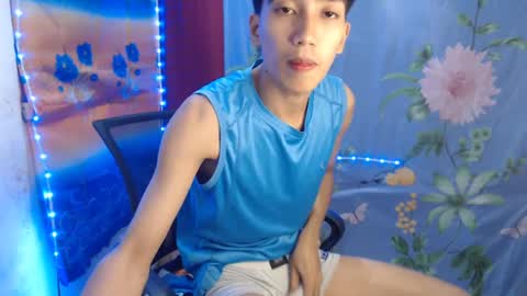 Snapshot of tastylicious_kim chatting on February 6, 10:25 am Ask me online show from February 6, 10:25 am