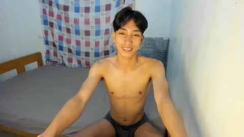 Snapshot of tastylicious_kim chatting on September 24, 12:01 pm Ask me online show from September 24, 12:01 pm