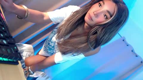 ANDREA online show from July 20, 2:30 pm