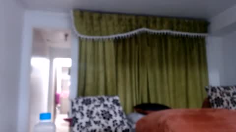 tatiana giraldo online show from September 21, 3:21 am