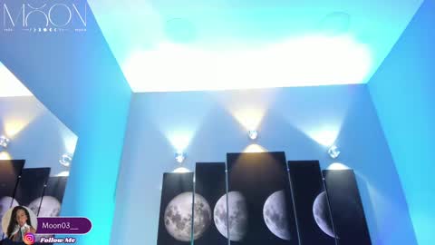 Snapshot of tatii_moon chatting on October 3, 4:10 am Tati online show from October 3, 4:10 am