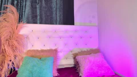 tatix online show from June 3, 6:57 pm