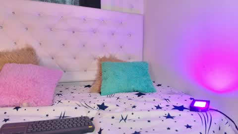 tatix online show from May 25, 7:09 pm