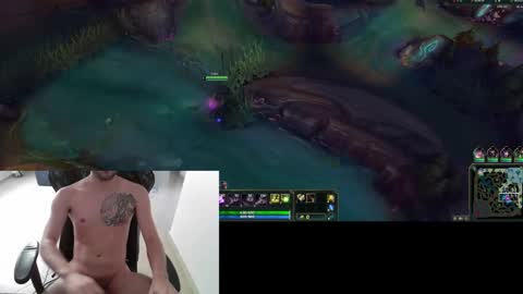 Snapshot of tatmers chatting on February 22, 8:42 pm Lucas online show from February 22, 8:42 pm