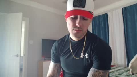 tattedlatino1 online show from December 16, 6:59 pm