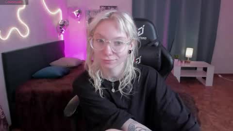 tattoo_artbaby online show from April 30, 1:43 am