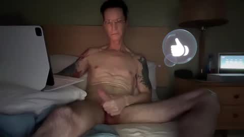 tattooed love boy online show from January 18, 10:06 pm