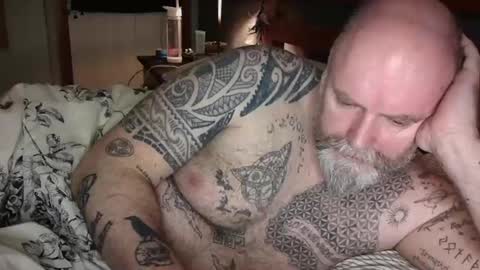 Tattooeddilf 01 online show from January 6, 4:58 am