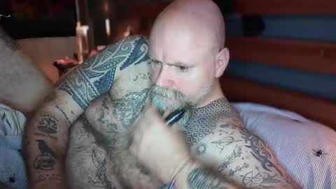 Tattooeddilf 01 online show from September 16, 12:45 am