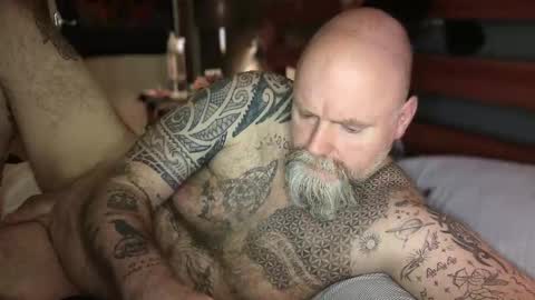 Tattooeddilf 01 online show from September 19, 12:59 am