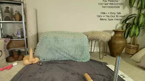 Snapshot of tatum_shae chatting on September 14, 10:00 pm Tatum Shae online show from September 14, 10:00 pm