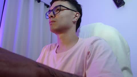 taurus4k online show from November 13, 2:25 am