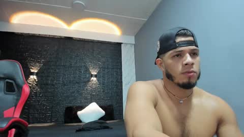 Snapshot of taurus_boy1 chatting on October 18, 2:43 pm T A U R U S online show from October 18, 2:43 pm