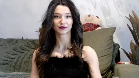 TayaKayan online show from February 13, 11:57 am