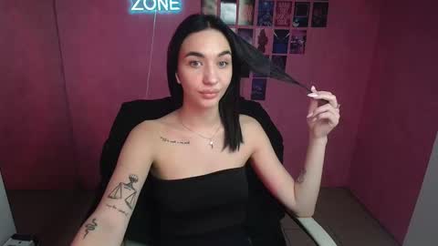 Tayla online show from October 24, 9:10 am