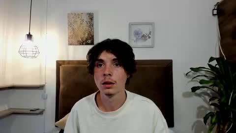     online show from March 10, 8:35 pm