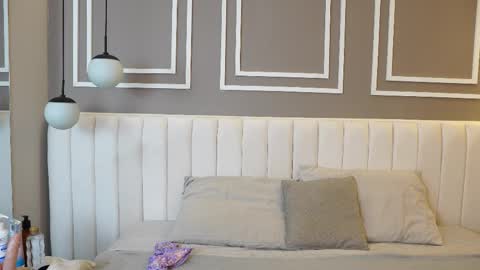 Teylor  Kim online show from November 14, 8:33 pm