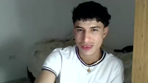 taylor1520 online show from November 16, 3:41 am