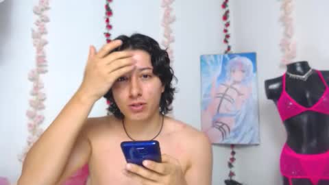 Taylorsweet1111 online show from May 3, 5:46 am