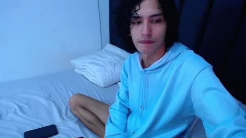 Tayron online show from January 5, 5:27 pm