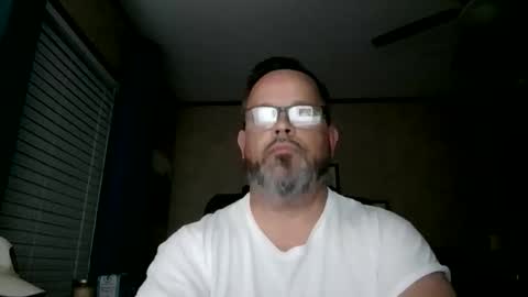 tdhawk87 online show from May 11, 10:11 am